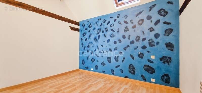 Maison à TOURS-SUR-MARNE