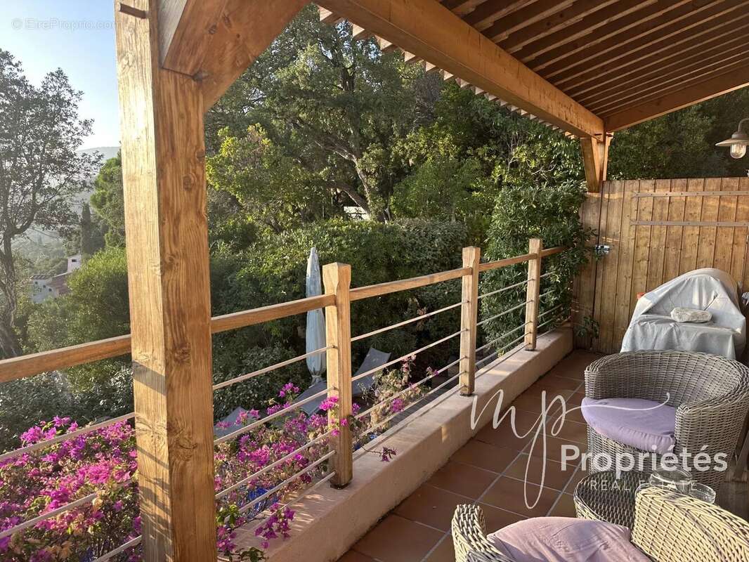 Maison à RAYOL-CANADEL-SUR-MER