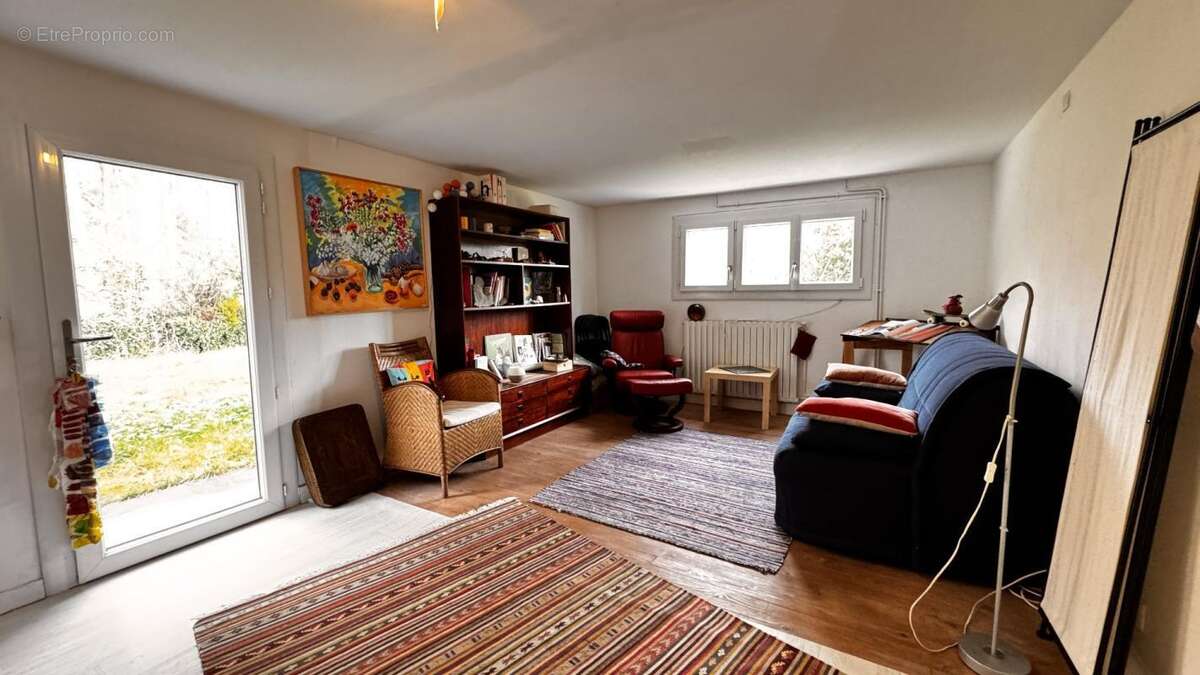 Maison à TOUR-DE-FAURE