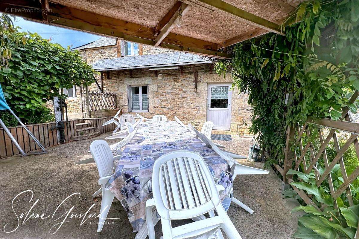 Longère en pierre avec un beau jardin, Proche de Redon - photo 2
