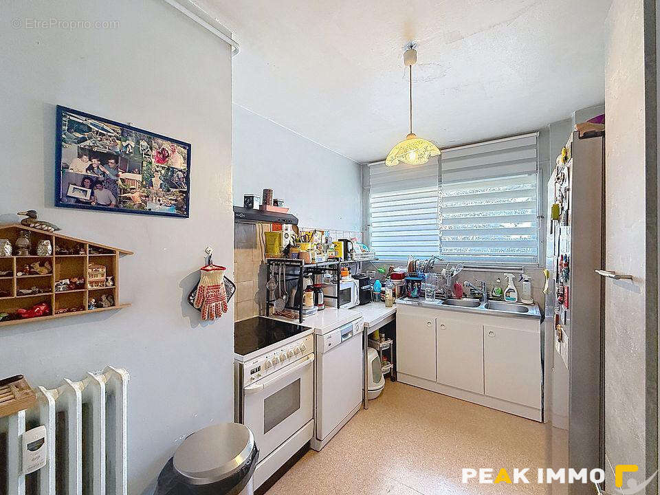 Appartement T4 balcon - 85.22 m2 - ANNECY - photo 6