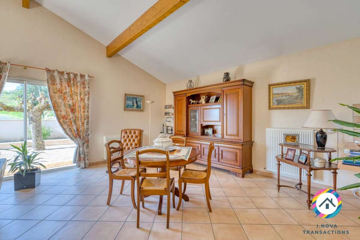 Maison à QUINCIE-EN-BEAUJOLAIS