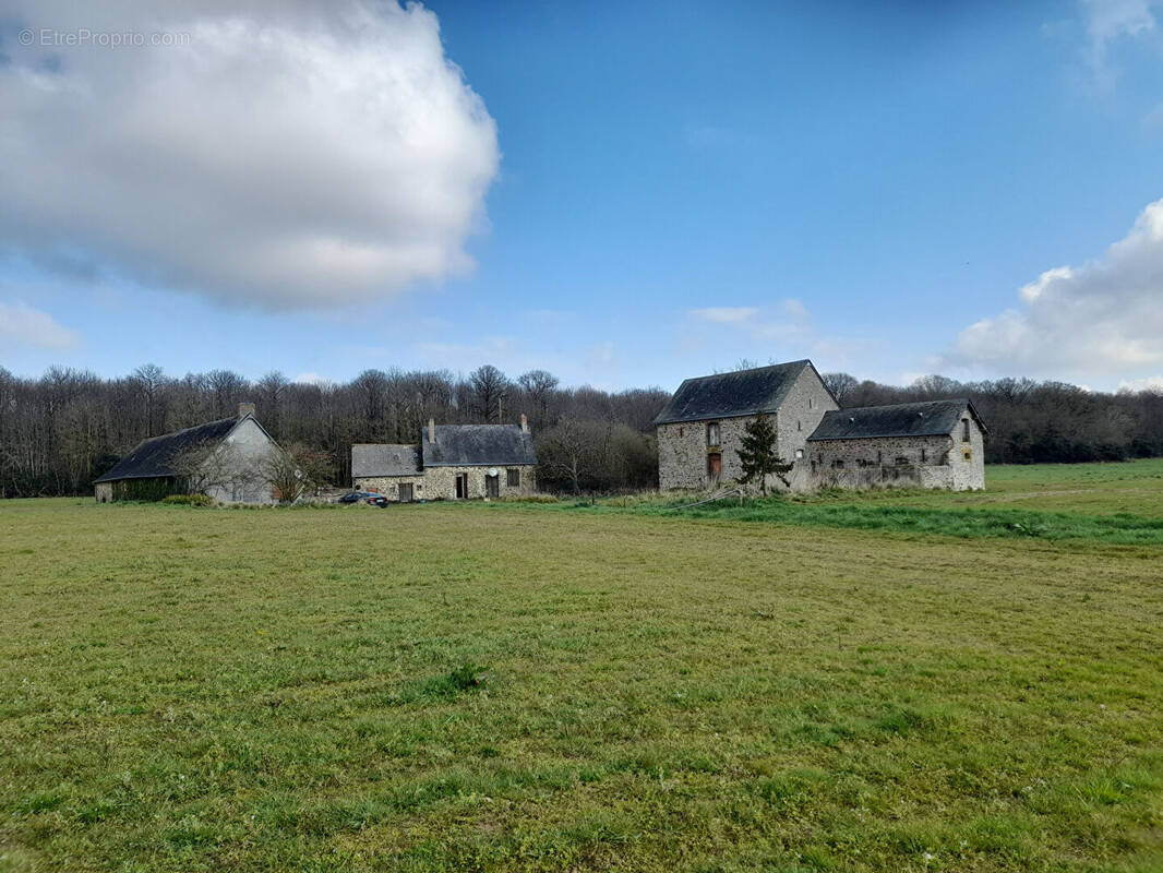 Maison à CHATEAU-GONTIER