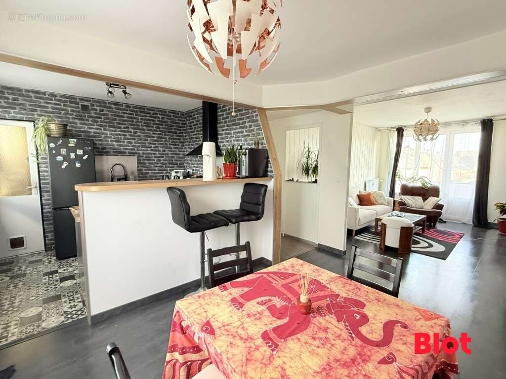 Appartement 65 m² à Rennes  - photo 4