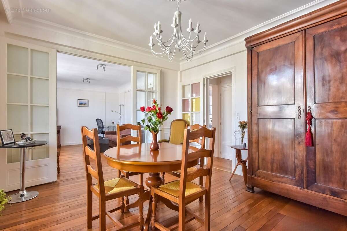 Appartement à LE VESINET