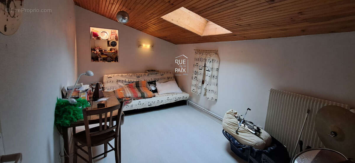 Maison à NEUVILLE-DE-POITOU