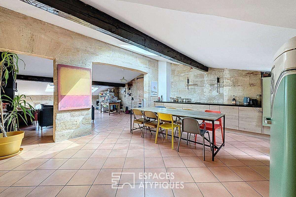 Appartement à BORDEAUX