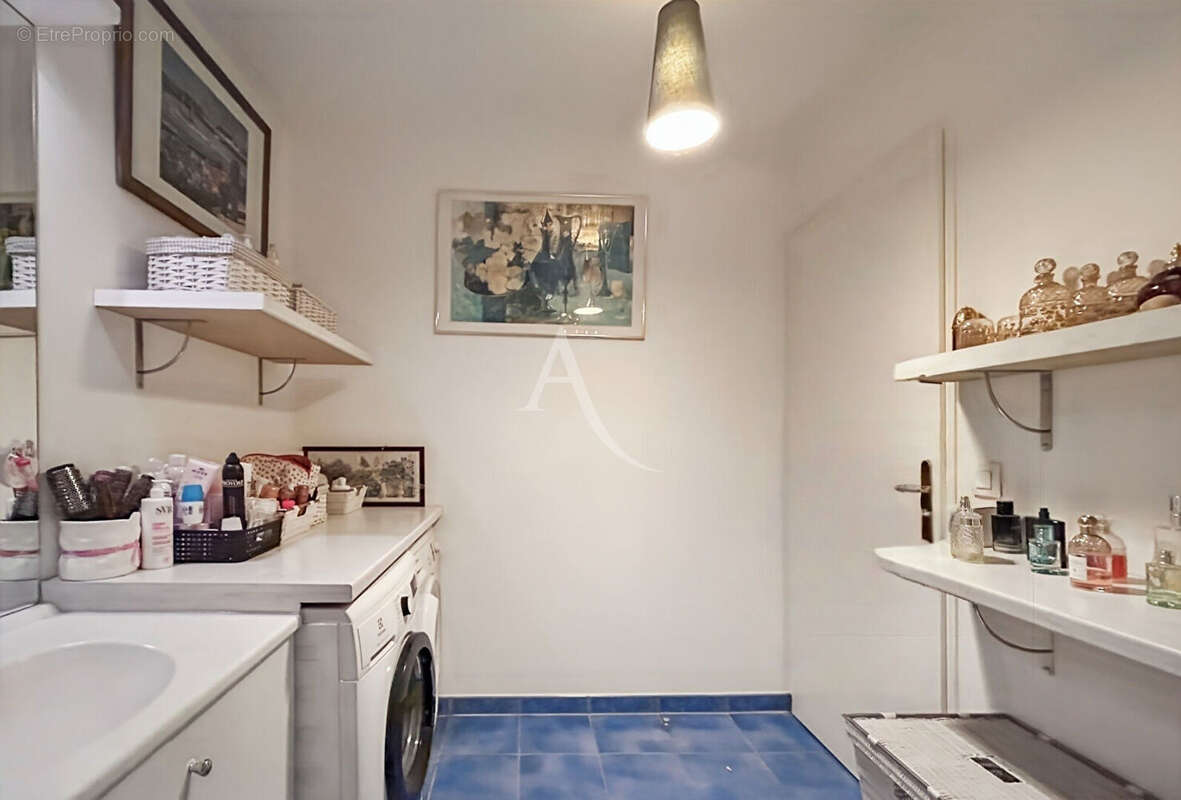 Appartement à CHATILLON