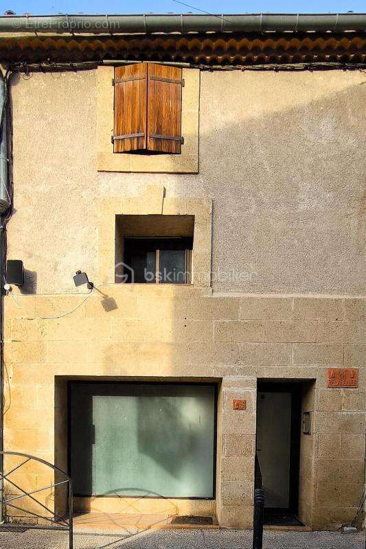 Commerce à MERINDOL