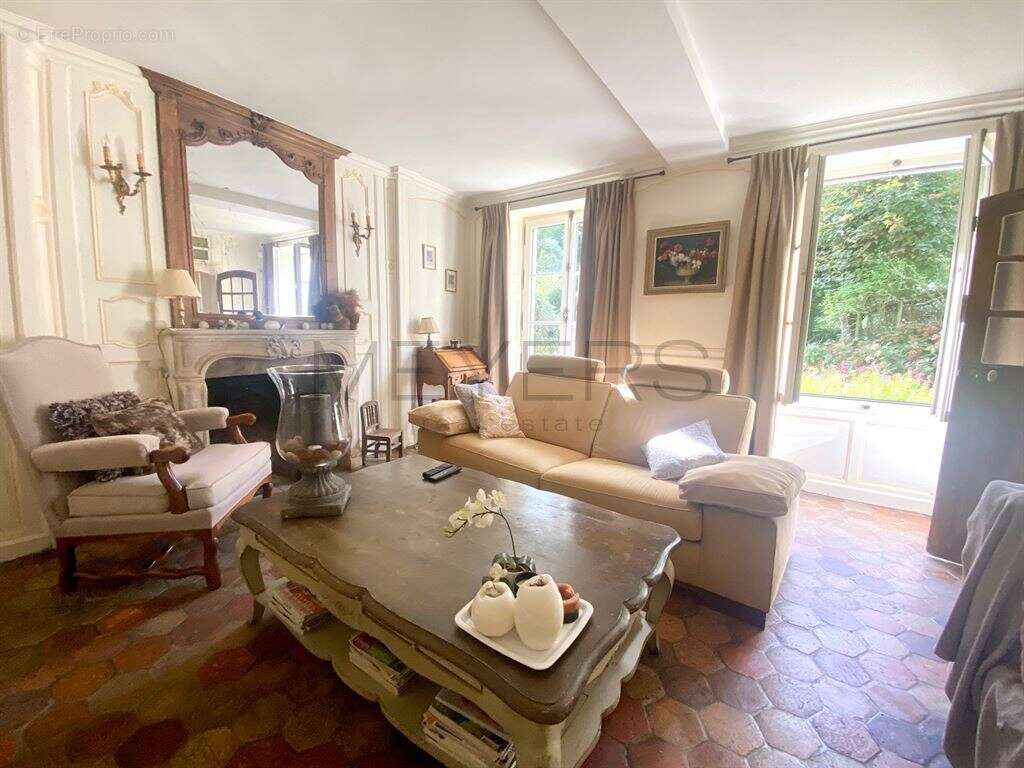 Maison à MONTFORT-L'AMAURY