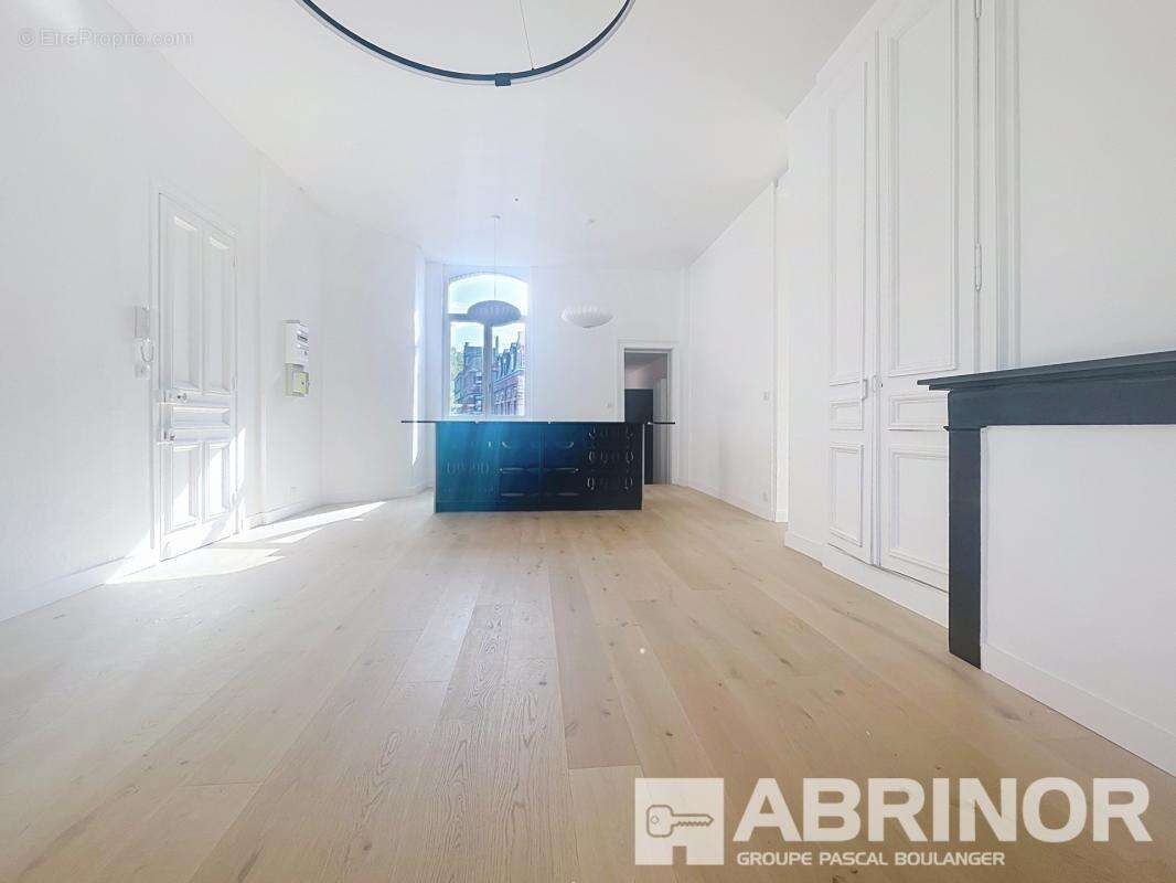 LAMBERSART, en bordure de la Deûle,  Appartement 85 m² type 3 refait à neuf - photo 6