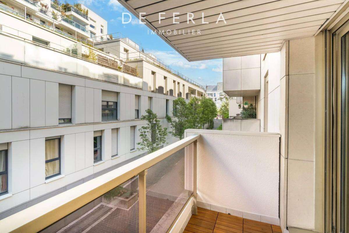 Appartement à PARIS-15E