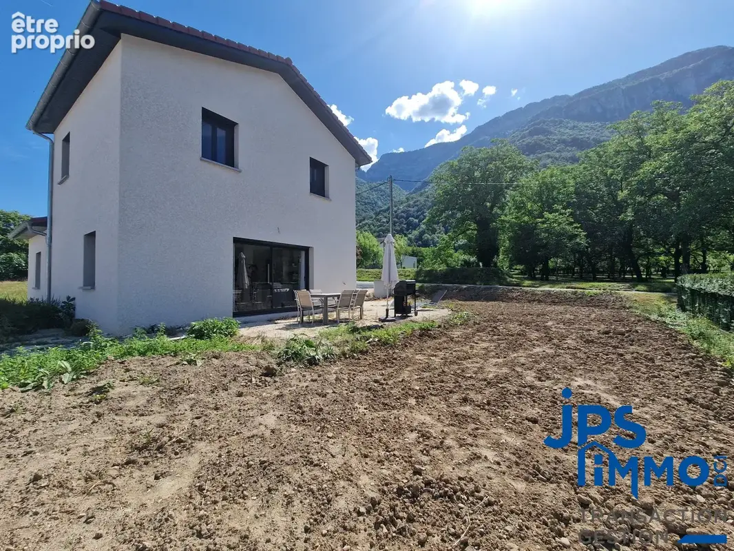Maison 5 pièces 100 m² à vendre à La Riviere (38210) - photo 1