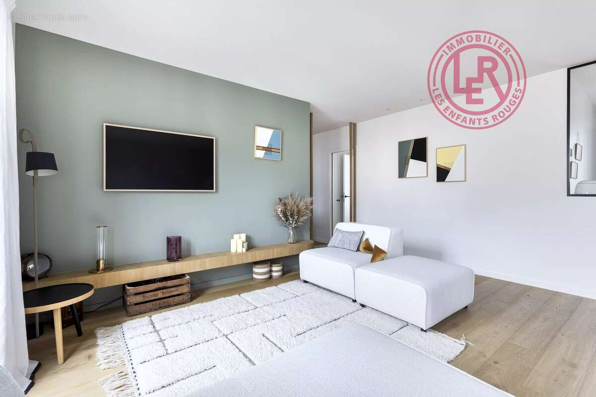 Appartement à PARIS-11E