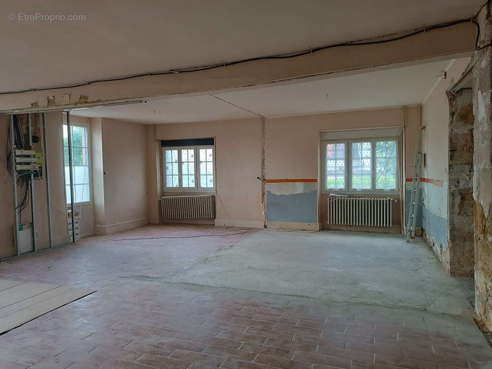 Maison à VILLEQUIERS