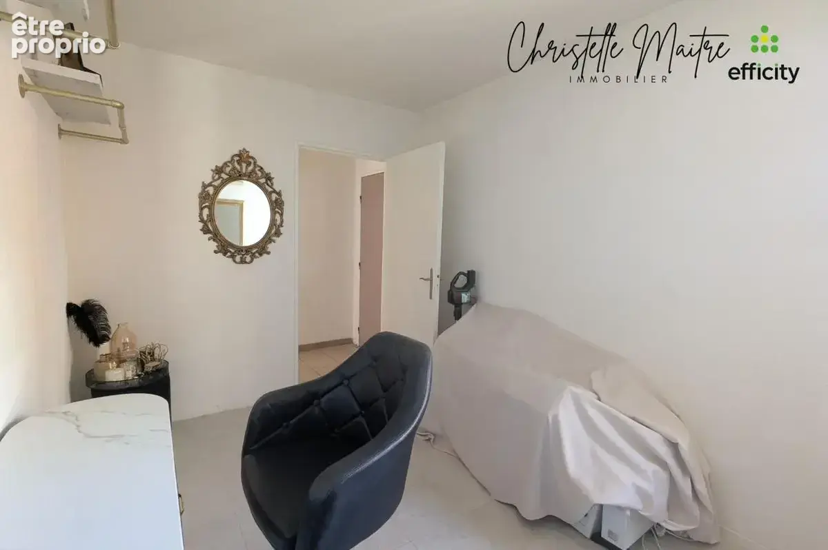Local commercial - photo 10