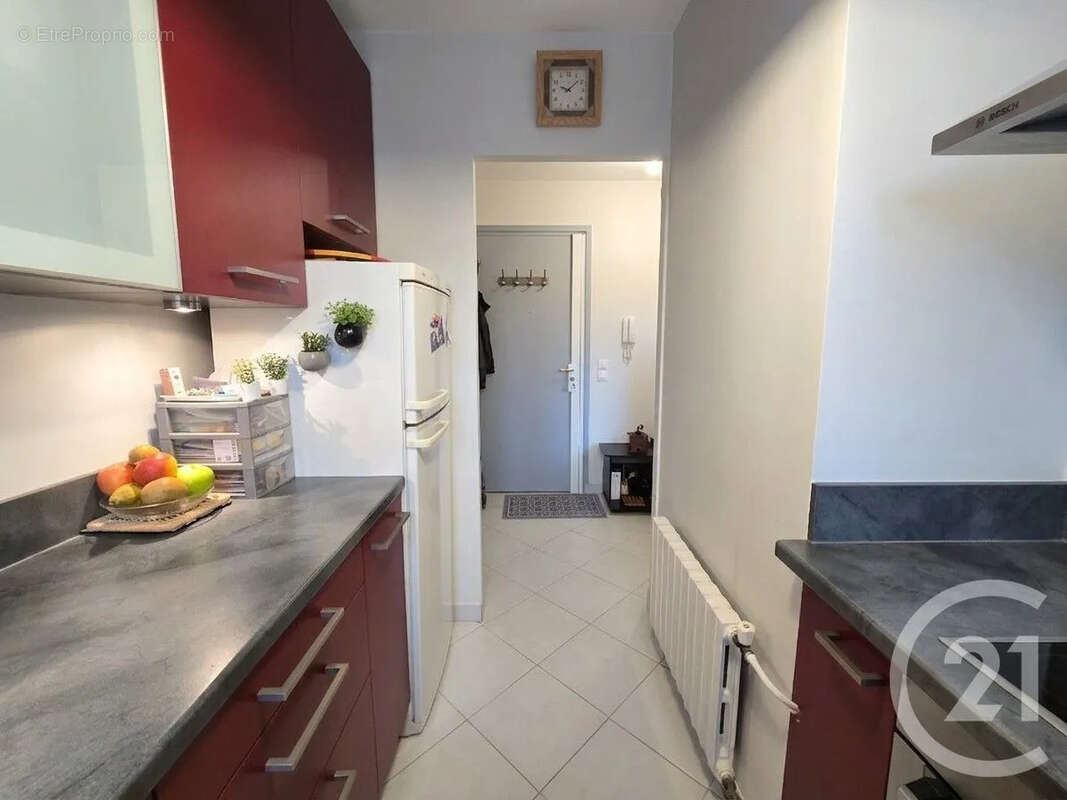 Appartement à SAINT-MAUR-DES-FOSSES