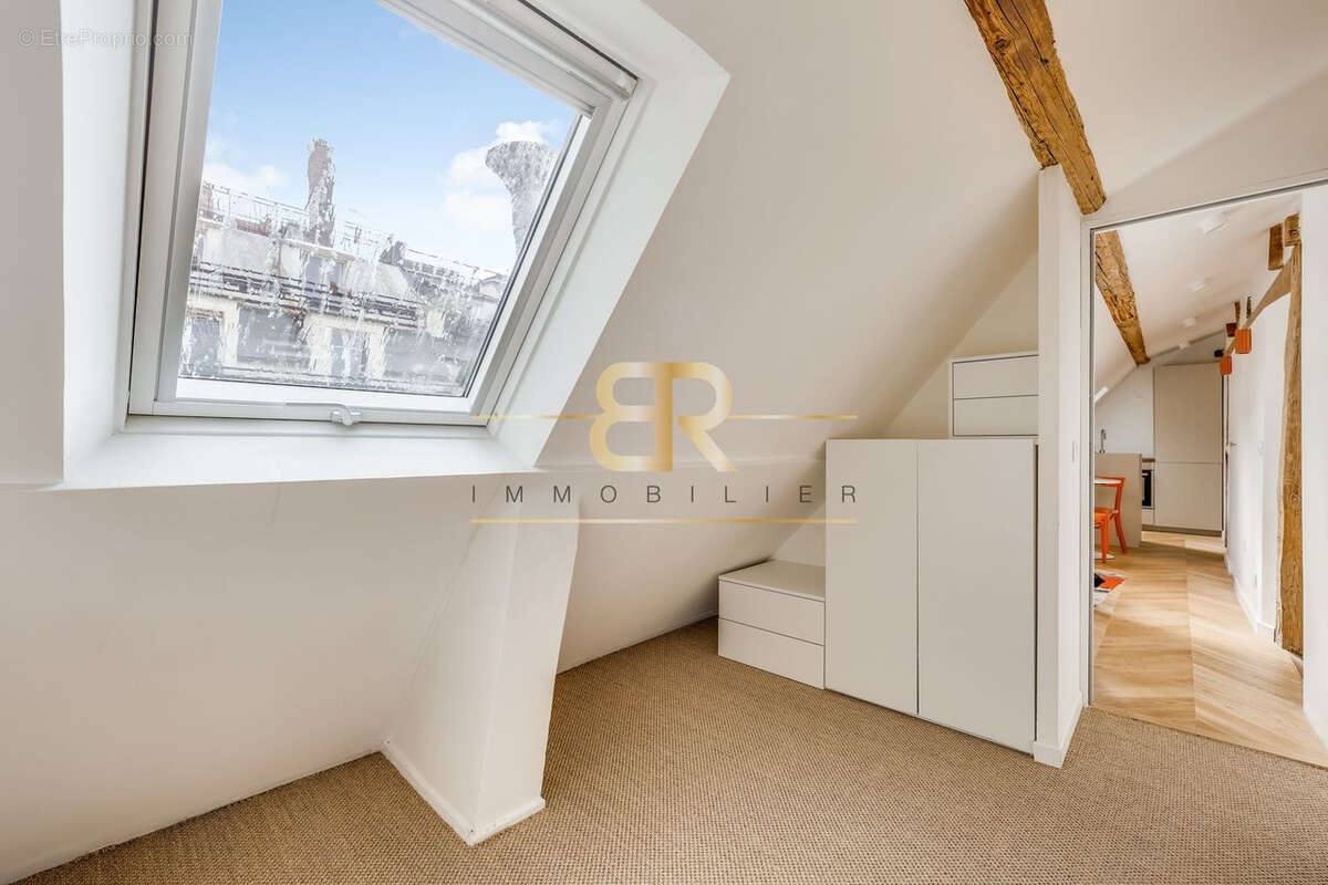 Appartement à PARIS-9E