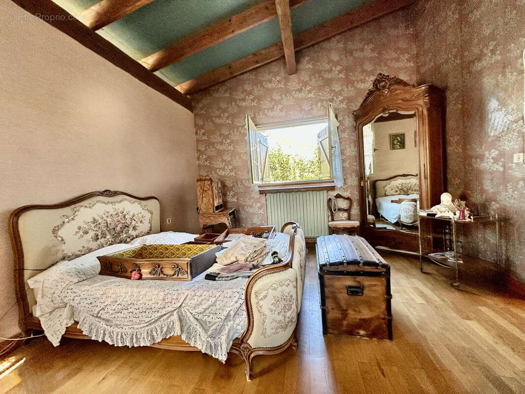 Maison à SATHONAY-VILLAGE