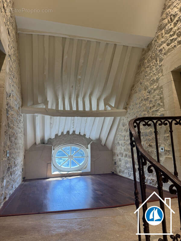 Maison à VAUX-SUR-SEULLES