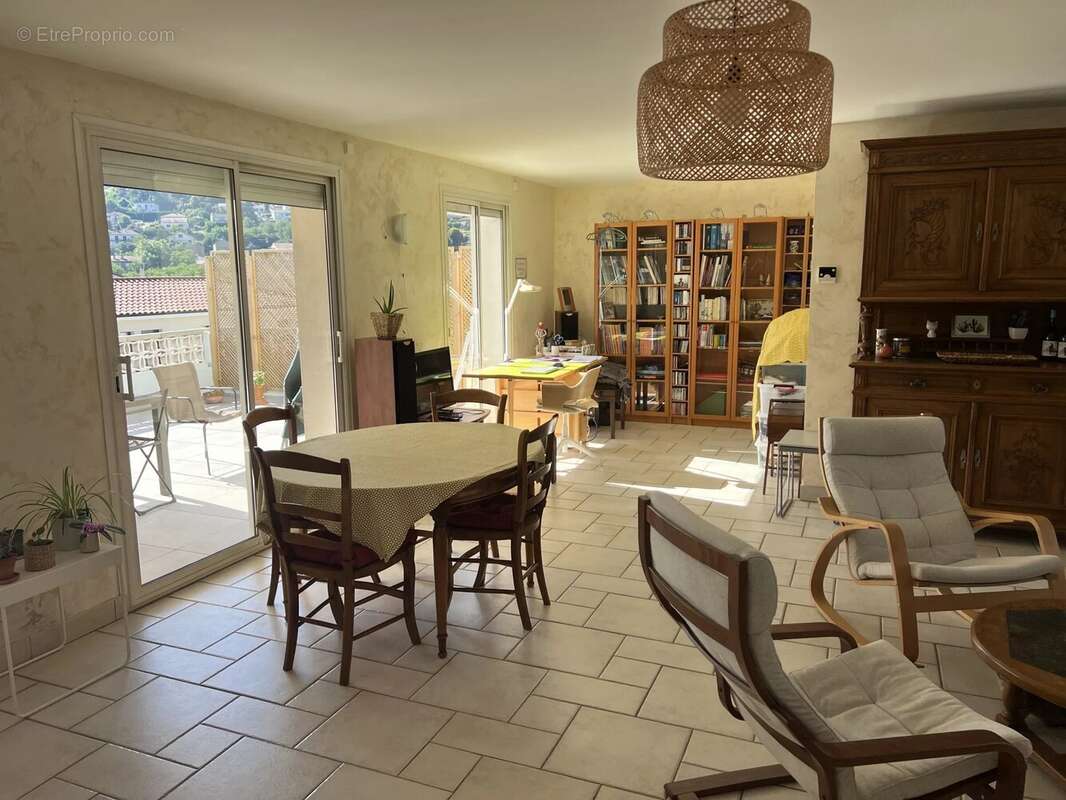 A saisir, maison proche du bourg à Villars - photo 5