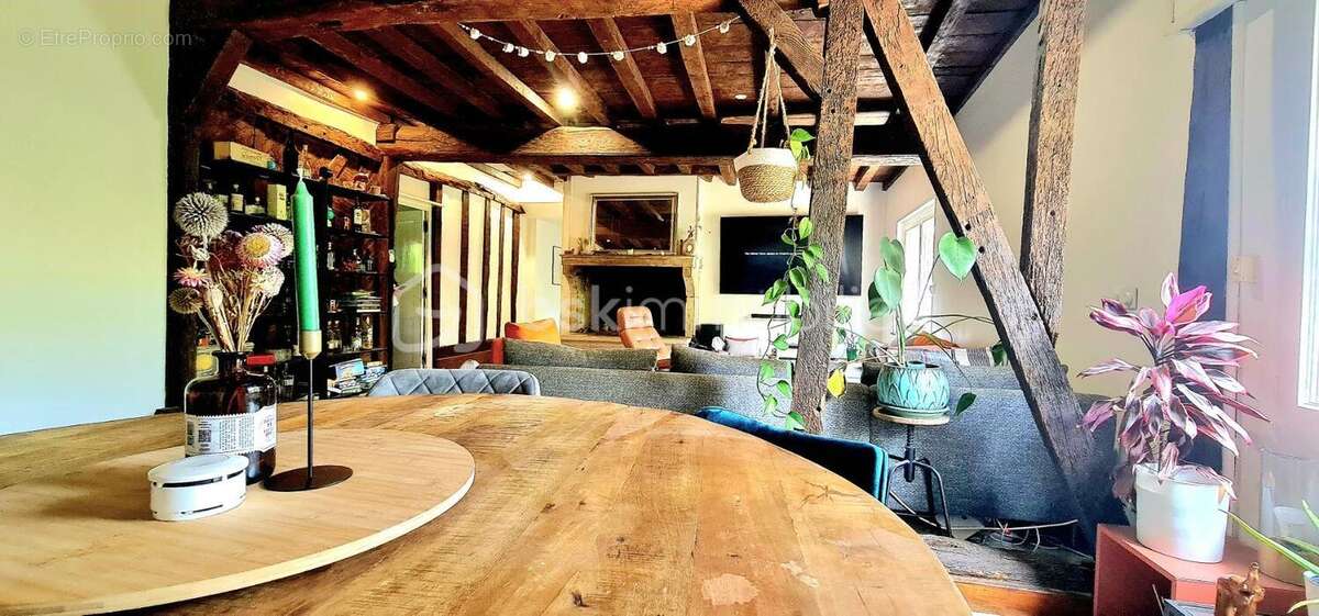 Maison 7 pièces 170 m² avec piscine - photo 7