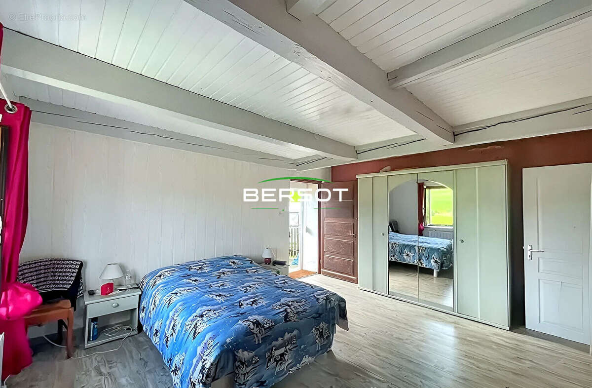 Maison à INDEVILLERS