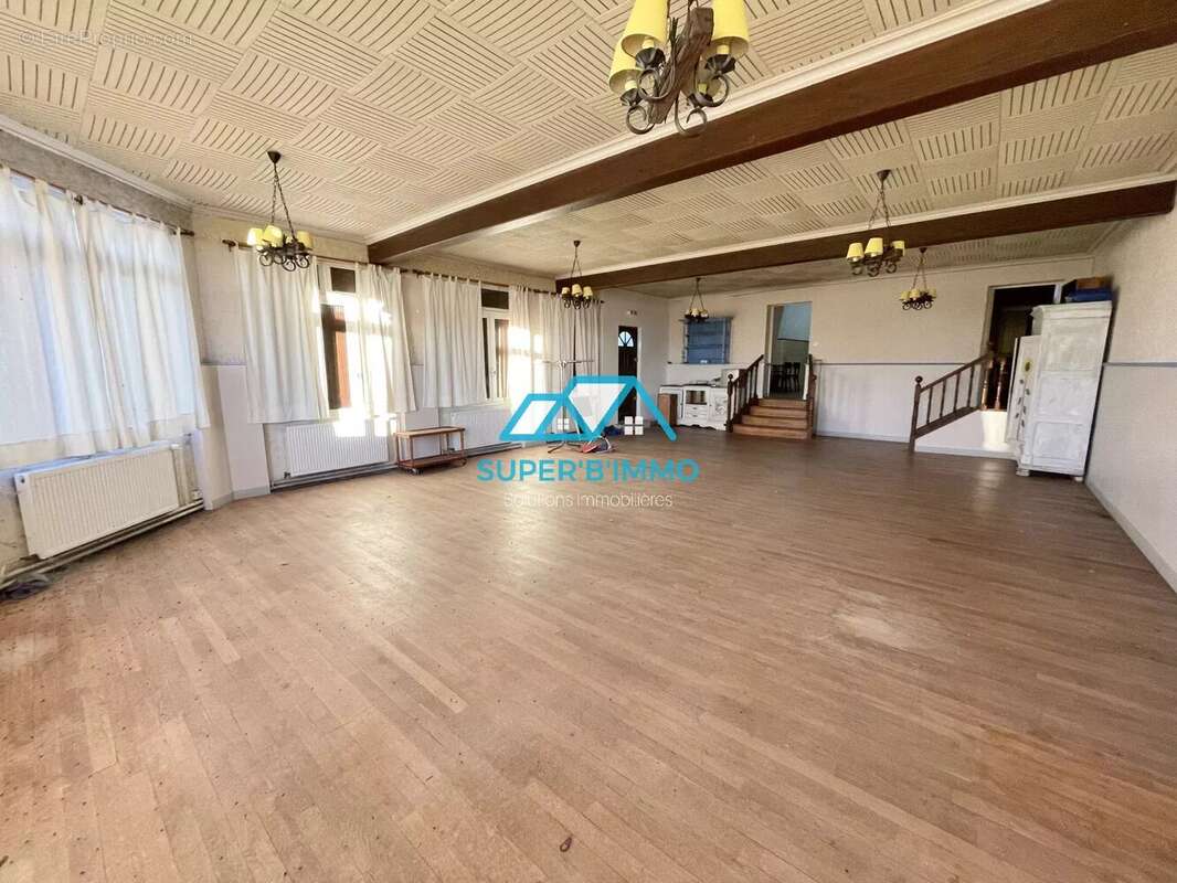 Maison à LA CHAPELLE-LAURENT