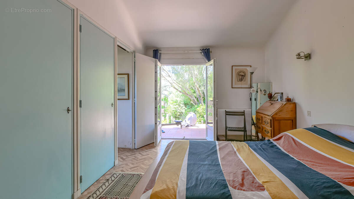 Maison à HYERES