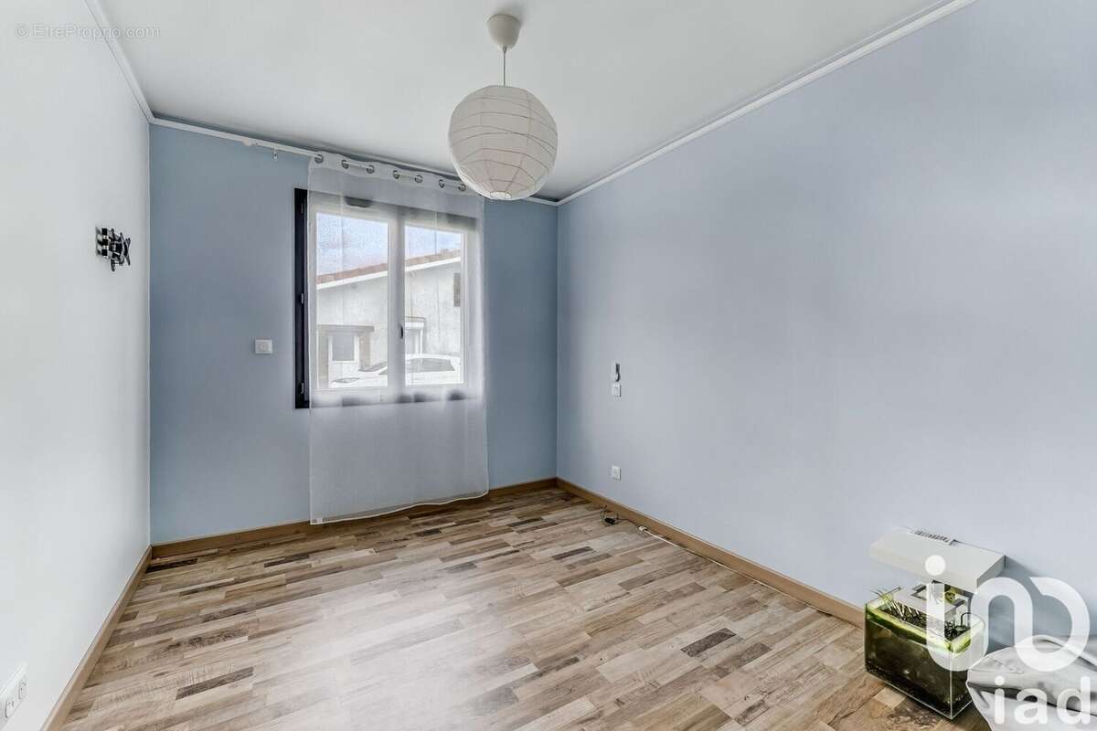 Photo 8 - Maison à SAINTE-FOY-DE-PEYROLIERES