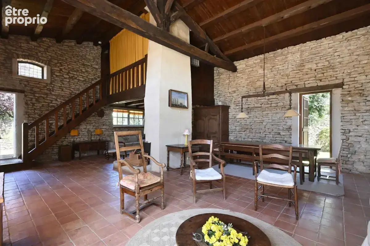 Belle propriété plein centre du village avec cours et jardin Les Portes En Re A VENDRE - photo 11
