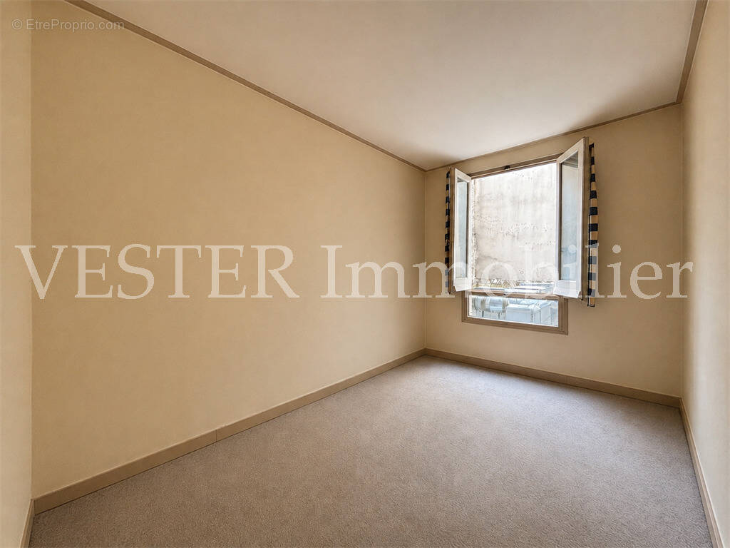 Appartement à PARIS-6E