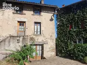 Maison à LEYNHAC