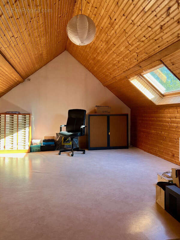 Maison à PARCAY-MESLAY