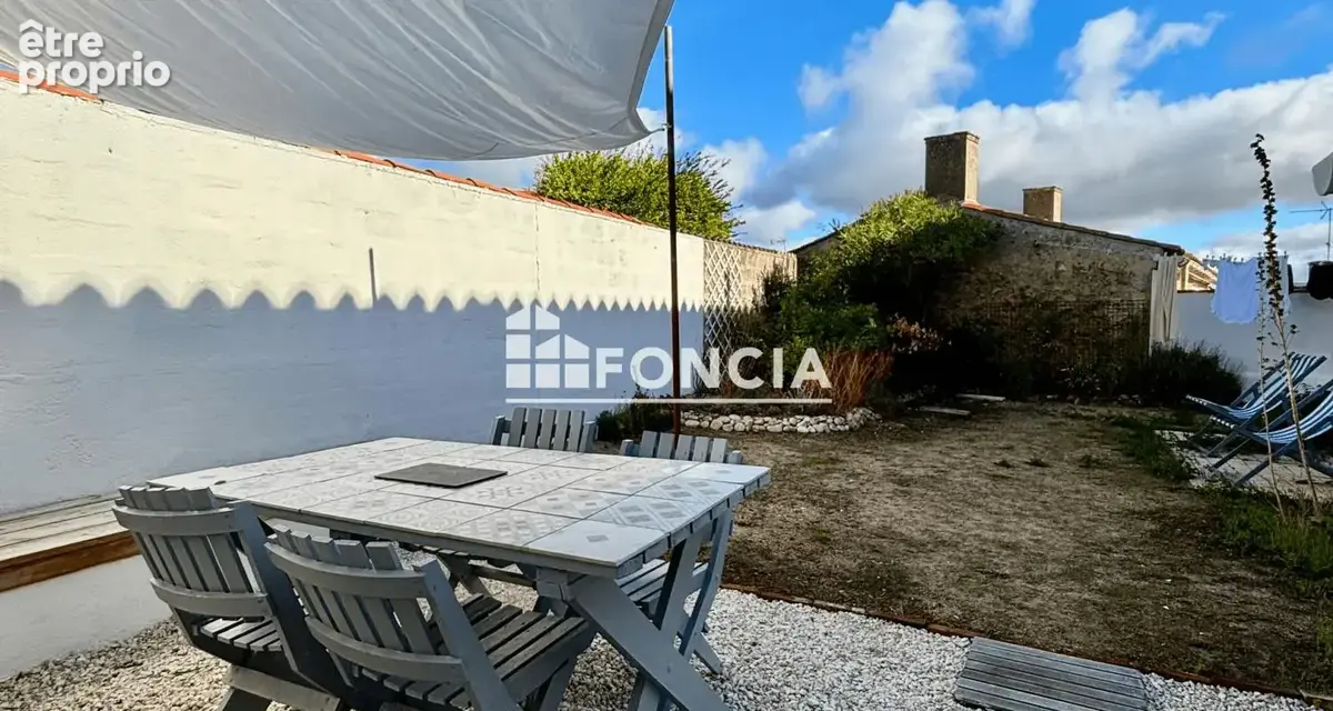LES SABLES D'OLONNE - Plage et commerces à pied - Charmante maison rénovée de 72m2 avec terrasse et jardin - photo 11