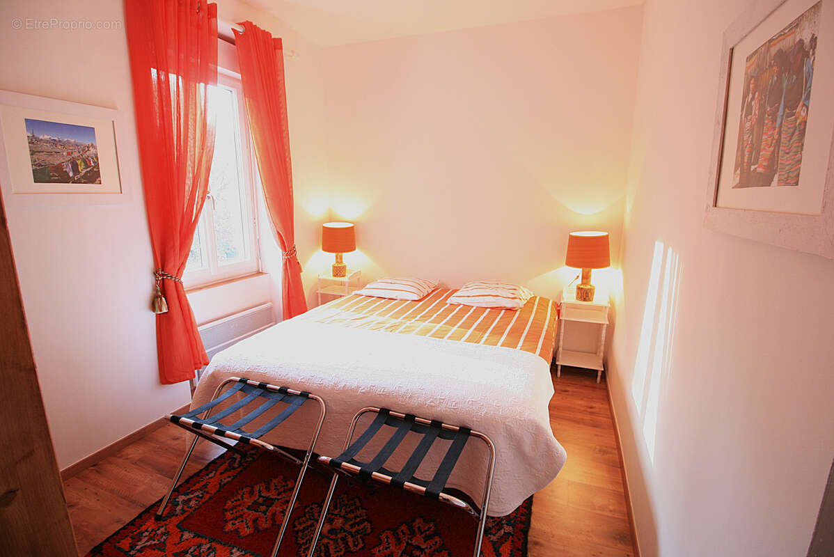 Maison en pierre avec grange - photo 11