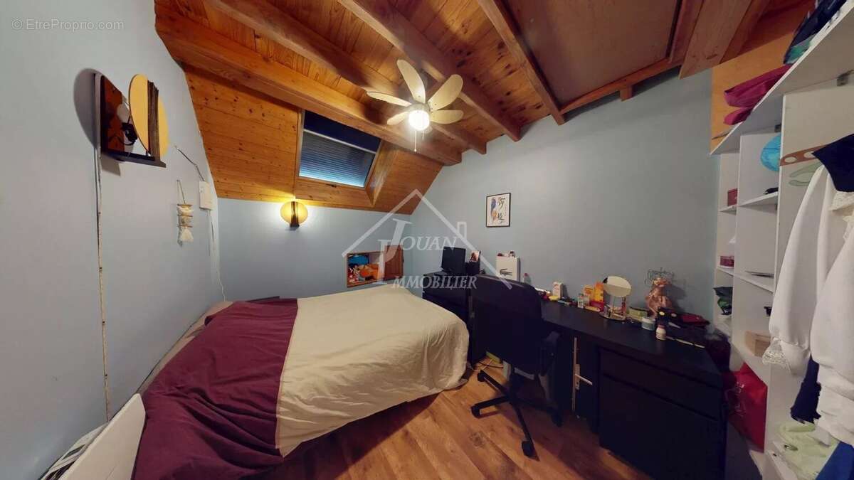 Maison à BROUT-VERNET