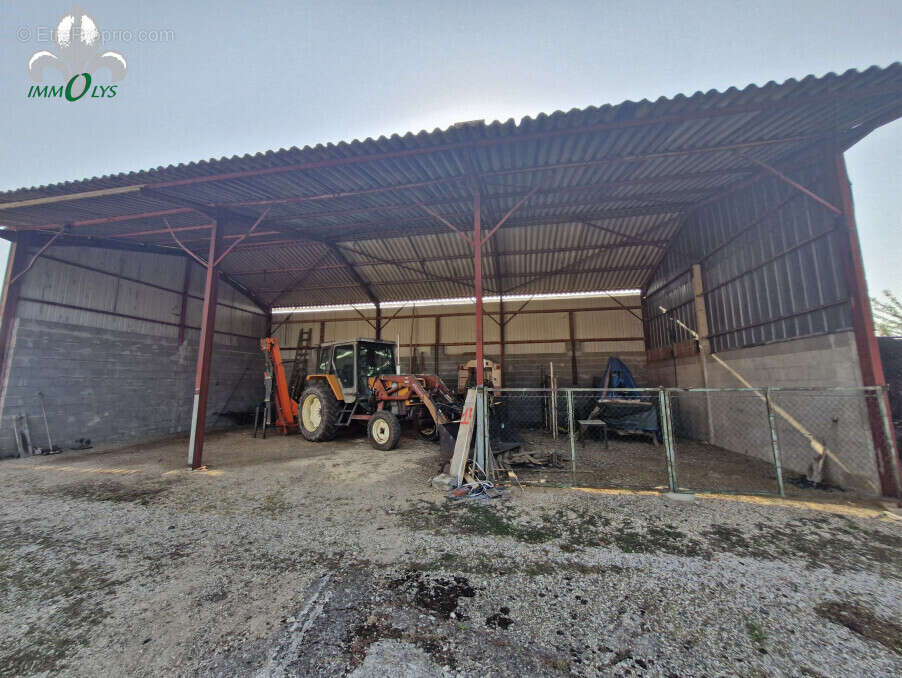 Maison à LONGEPIERRE