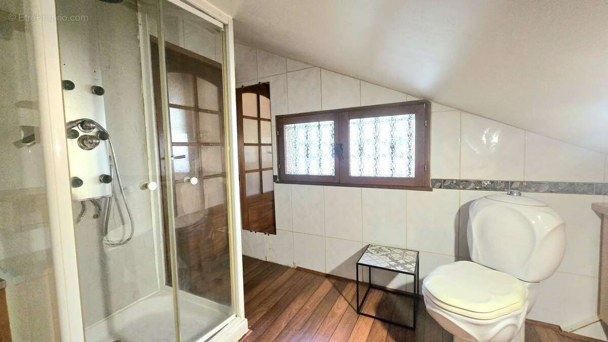 Maison à MONNETIER-MORNEX