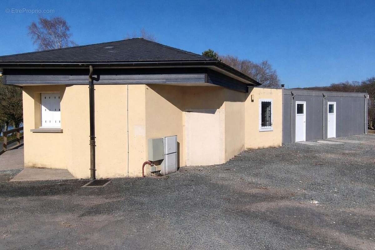 Photo 3 - Commerce à ANZEME