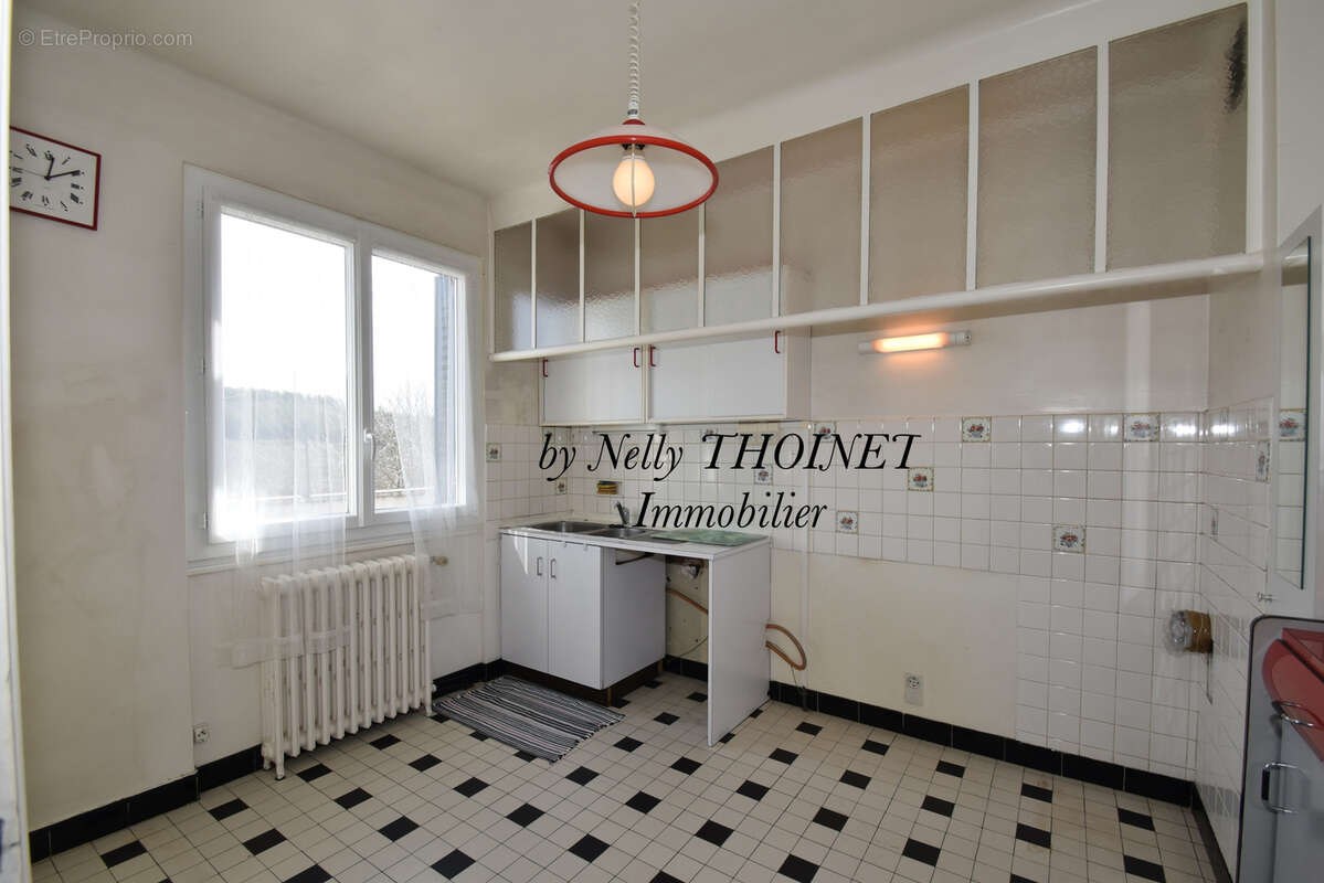 Dépt.23. CROCQ, MAISON familiale de 208 m2, vaste garage de 226 m2 - photo 13