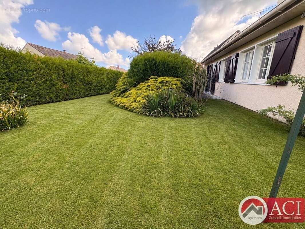 Maison à Meru (60110) - photo 8