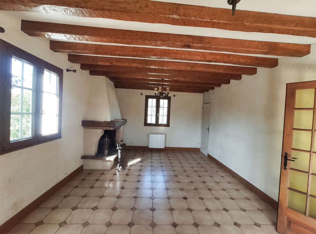 Maison à LA FERTE-SAINT-CYR