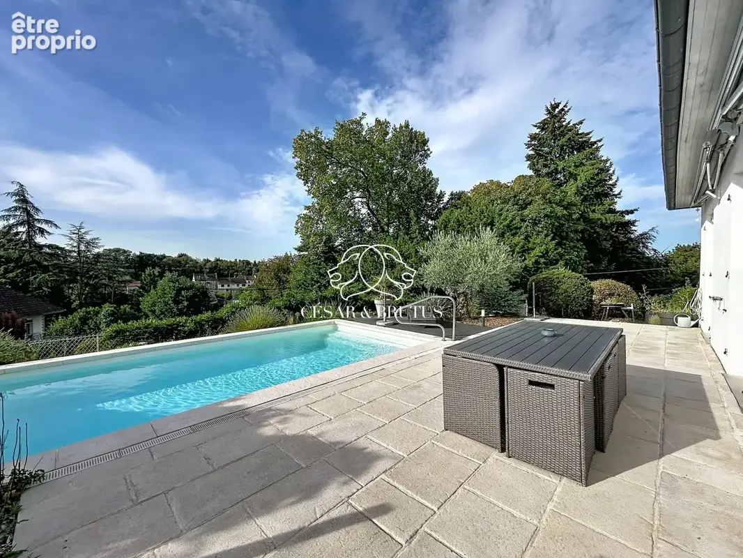 Maison 4 pièces 182 m² à vendre à Marcigny (71110) - photo 2