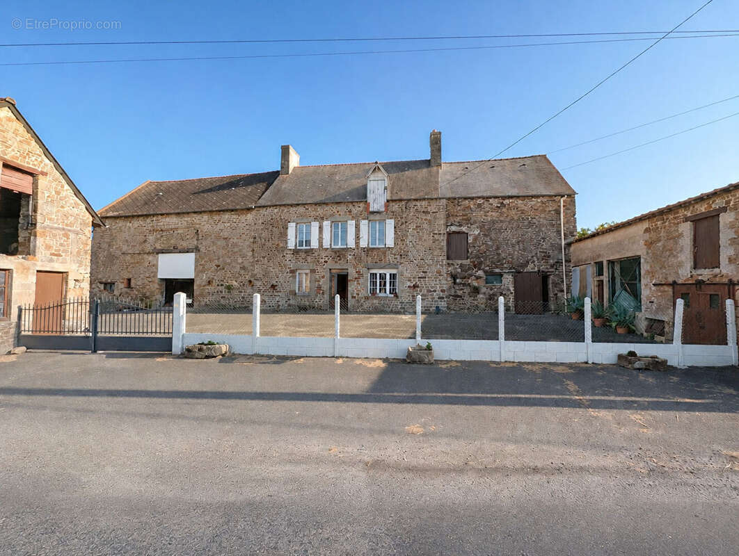Maison à vendre Mont Dol, 5 chambres, avec dépendances/hangars, sur 9864m² de terrain. - photo 18