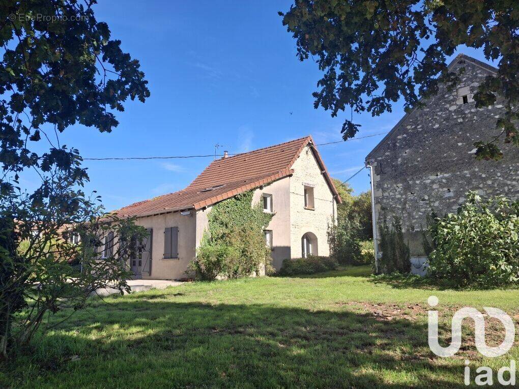 Photo 1 - Maison à NEUVY-SUR-LOIRE