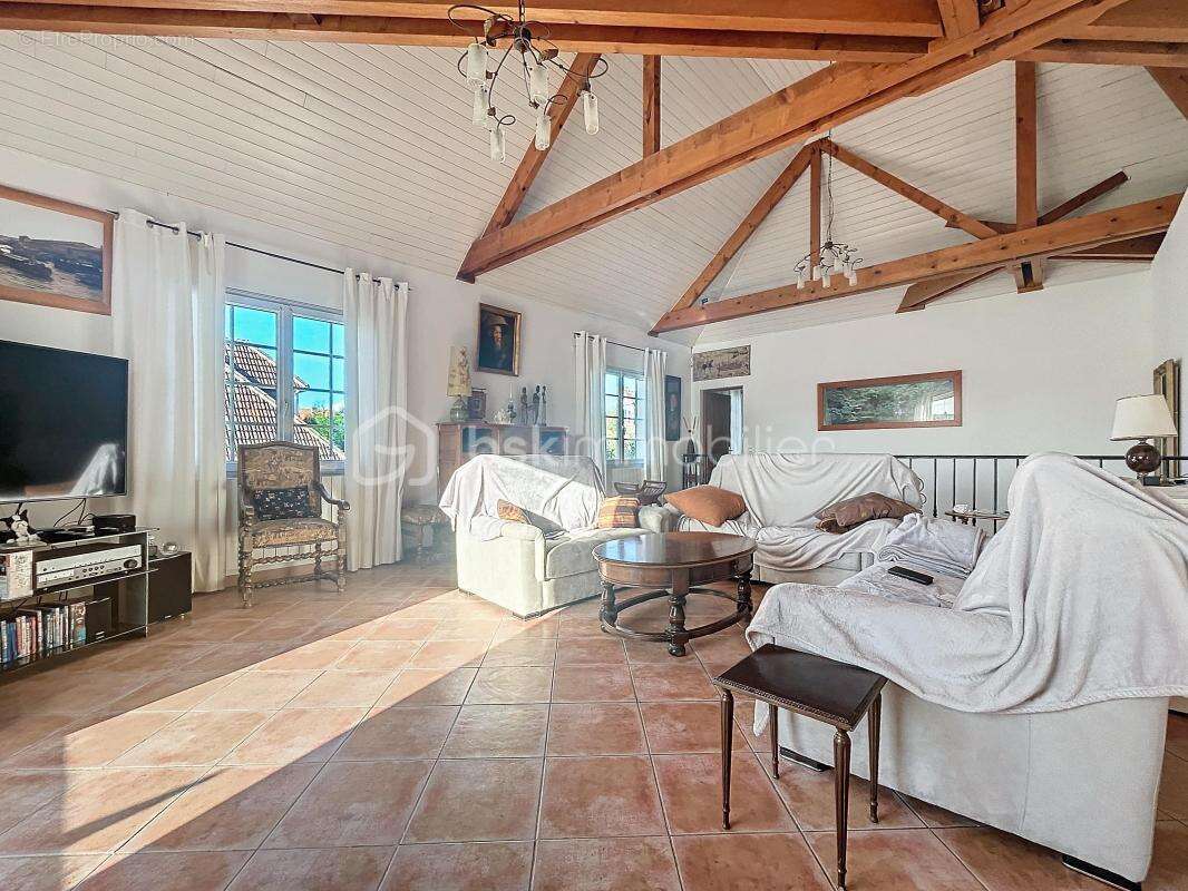 Maison à OUISTREHAM