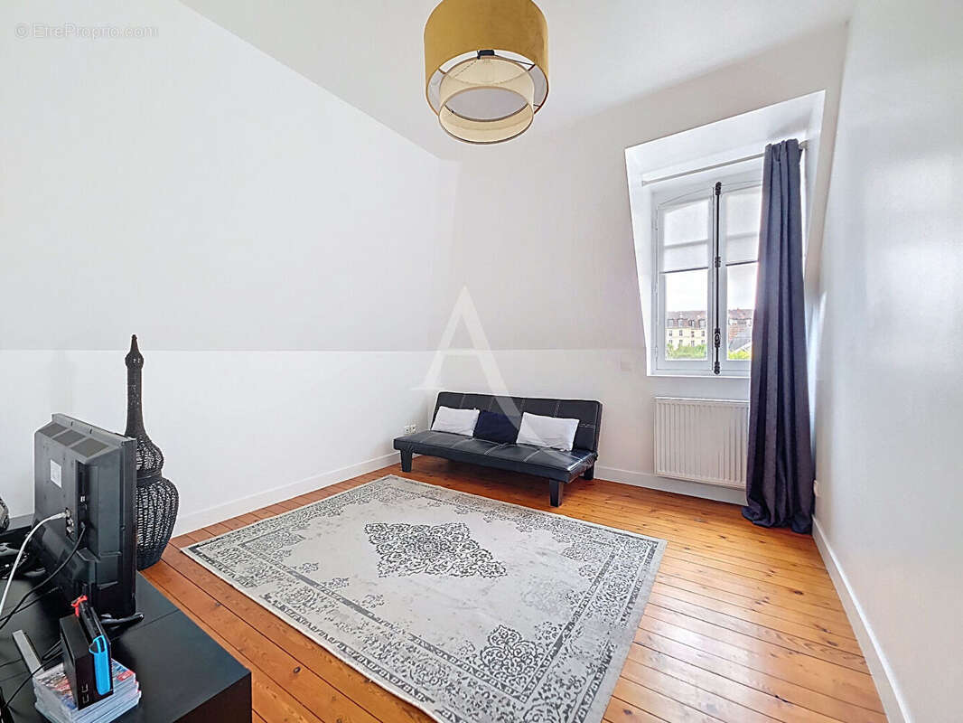 Maison à MANTES-LA-JOLIE