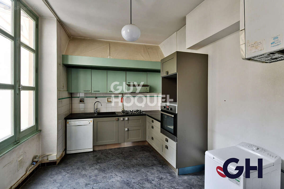 3 pièces - Cours Franklin Roosevelt Lyon 6e - photo 11