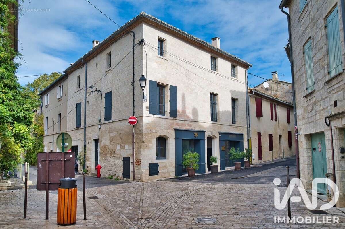 Commerce 90 m² à Uzes  - photo 5